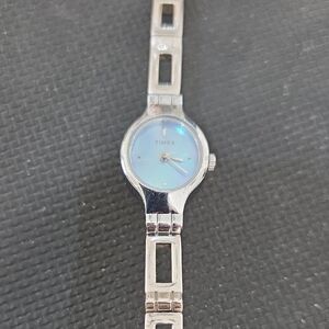 VINTAGE Timex Women's Watch with Silver Band and Blue Dial